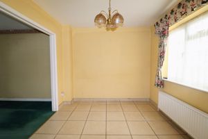 Dining Room- click for photo gallery